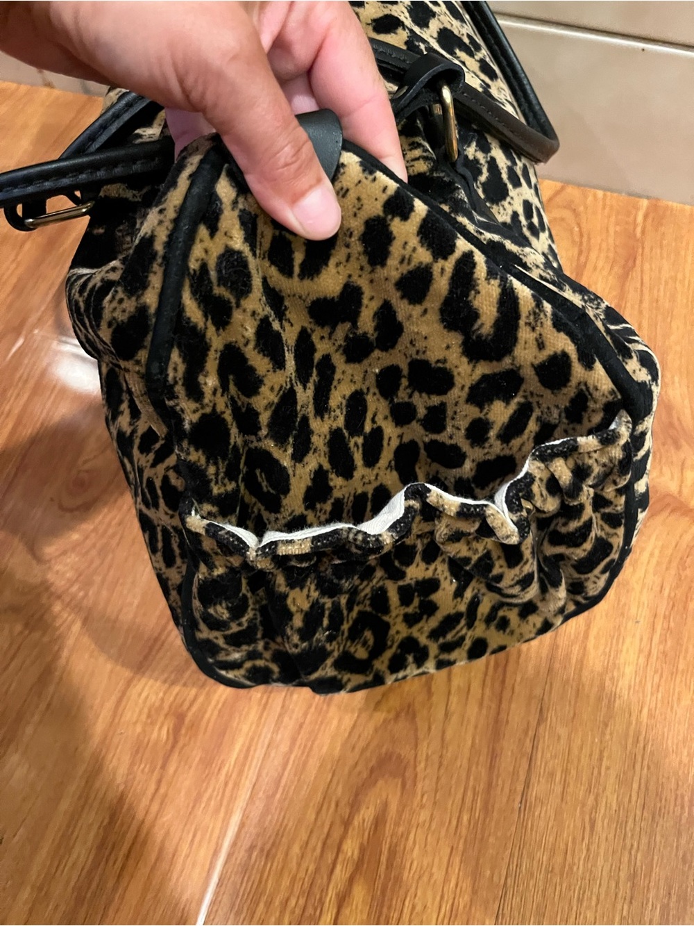 Gloria Rae Leopard Print Weekender Duffel Bag Overnight Travel Tote - Picture 7 of 9